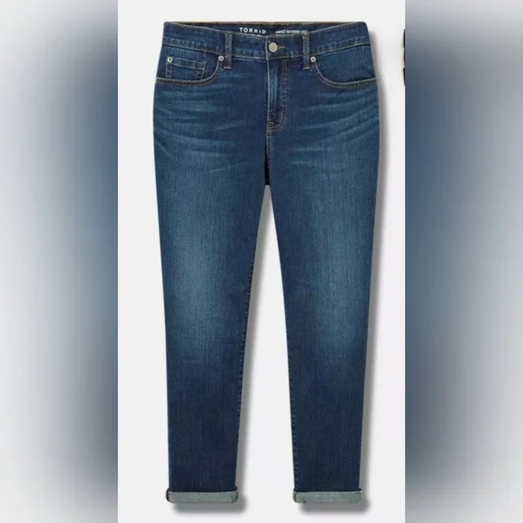 Torrid Boyfriend Dark Denim Jeans, EUC - Picture 7 of 7
